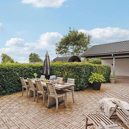 Gorgeous Home In Sunds With Kitchen מראה חיצוני תמונה